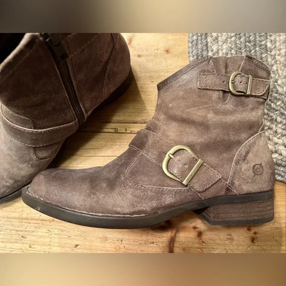 Born Boots Womens 7.5 Regis Bootie Shoes Gray Distressed Leather Moto Western. - Picture 6 of 7